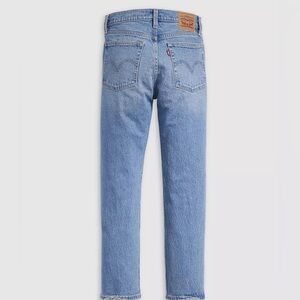 Levi’s Wedgie Straight in light wash 25W x 26L